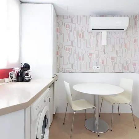 Global Properties, Centrico De 4 Appartement