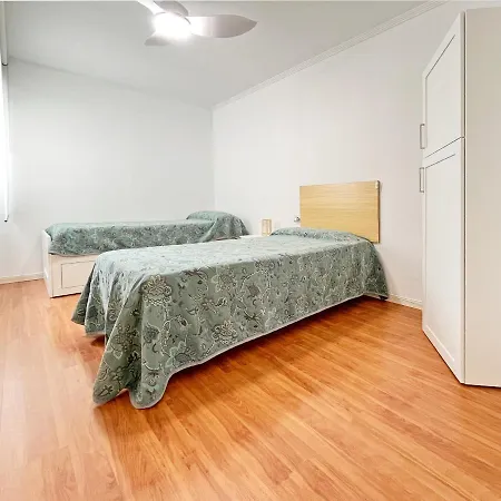 Global Properties, Centrico De 4 Appartement *